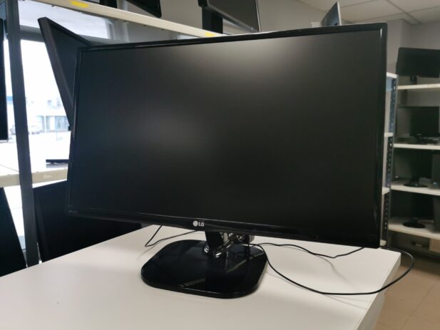 LG 24MP48HQ-P, 24 tolli, FHD