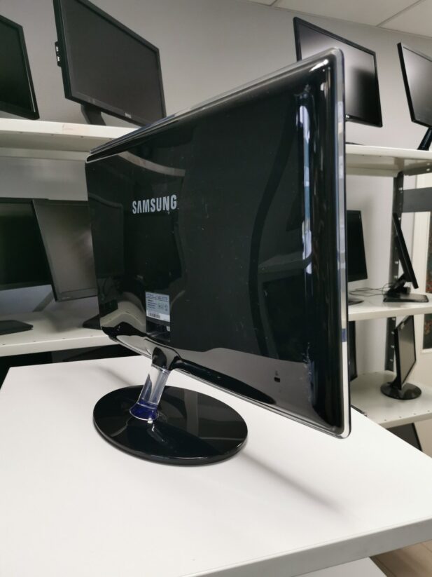 Samsung P2370, 23 tolli, FHD - Image 2