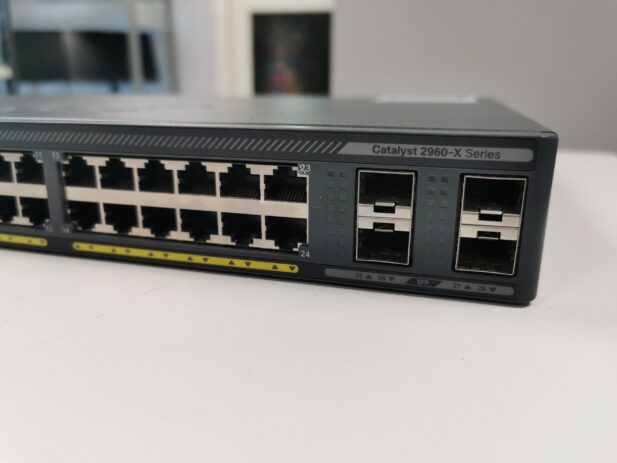 Cisco WS-C2960X-24TS-L, 24-port, Gigabit - Image 2