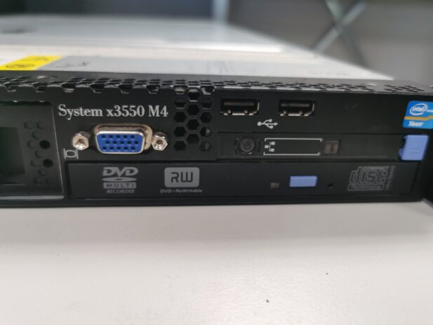 IBM x3550 M4 server/ 4x 600GB SAS/E5-2670 - Image 2
