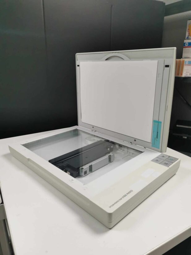 Epson Perfection V100 Photo - Image 3