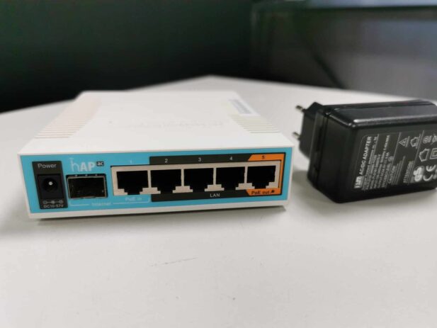 MikroTik hAP ac ruuter/pääsupunkt - Image 3