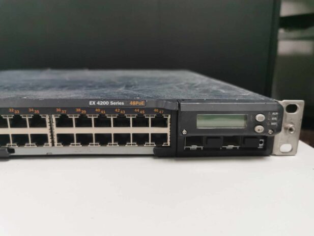 Juniper EX4200-48P PoE 48-port - Image 3