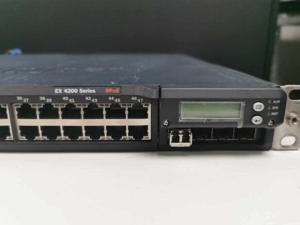 Juniper EX4200-48T 8 PoE switch - Image 2